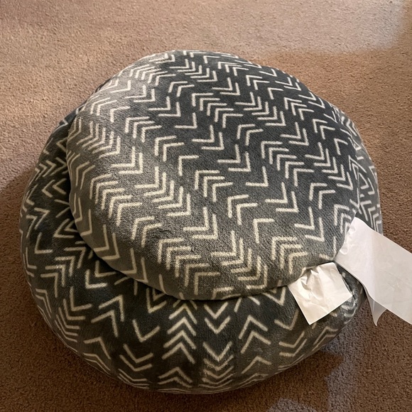 Fringe cat beds - Picture 7 of 8